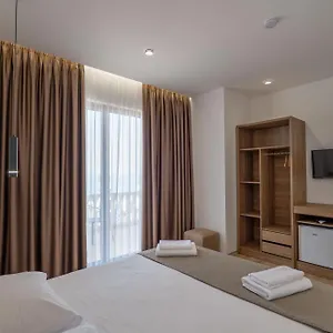 Hotel Keos, Sarandë
